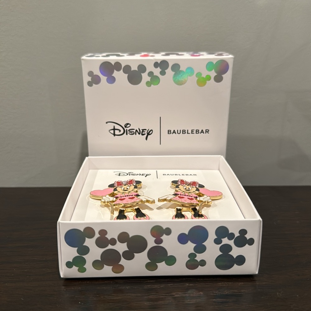 Disney BaubleBar Minnie Mouse Earrings - Picture 4 of 4